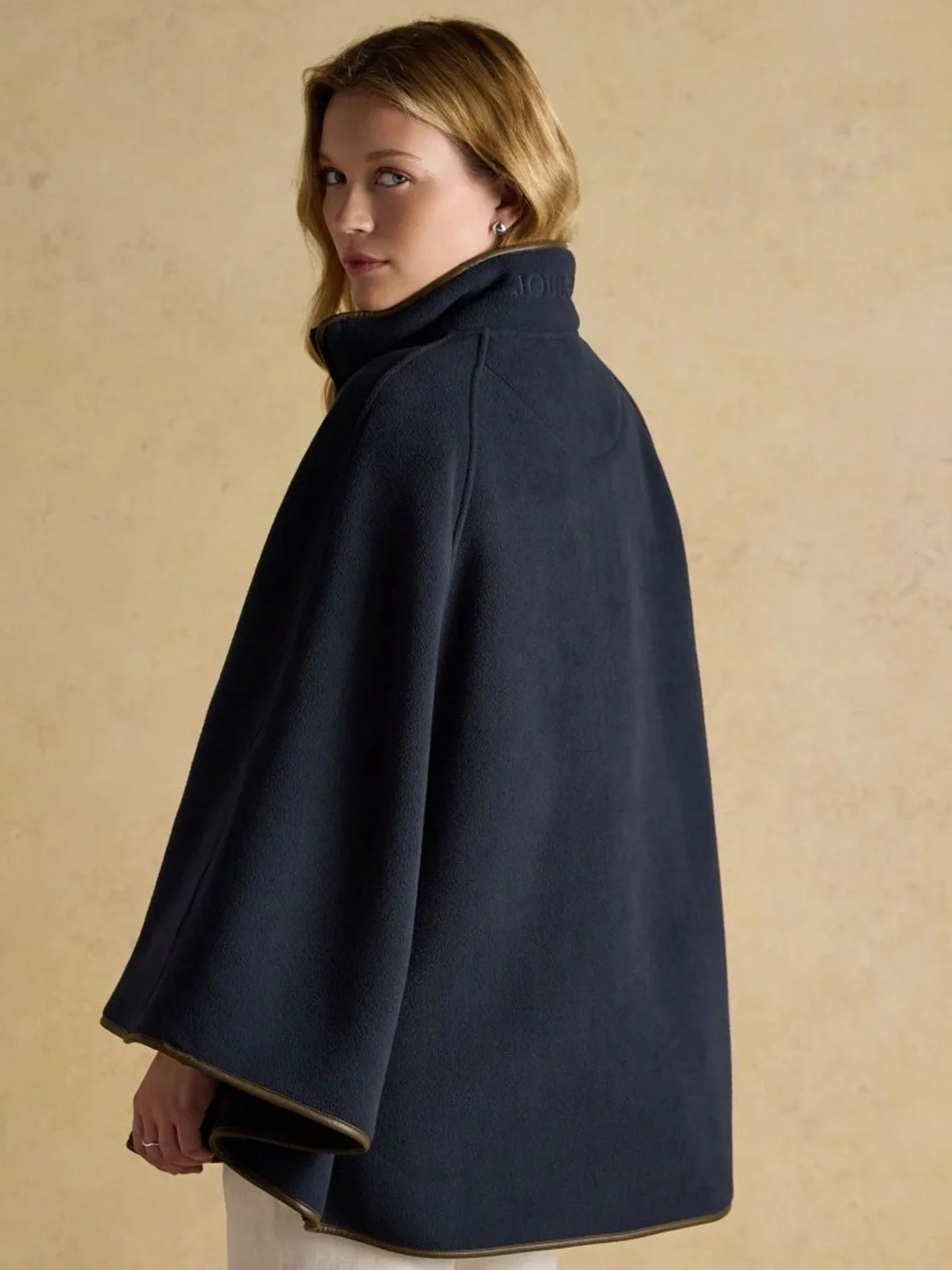 Joules - Ladies Heritage Longline cape / Womens country fleece cape - Image 9