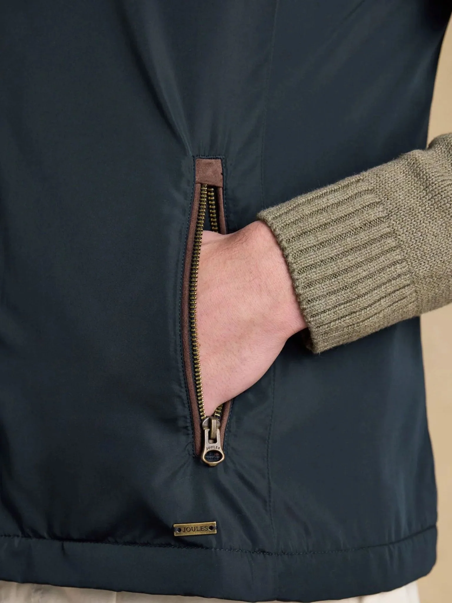 Joules Mens Farnham Gilet / Mans Full zip country waistcoat / vest - Image 7