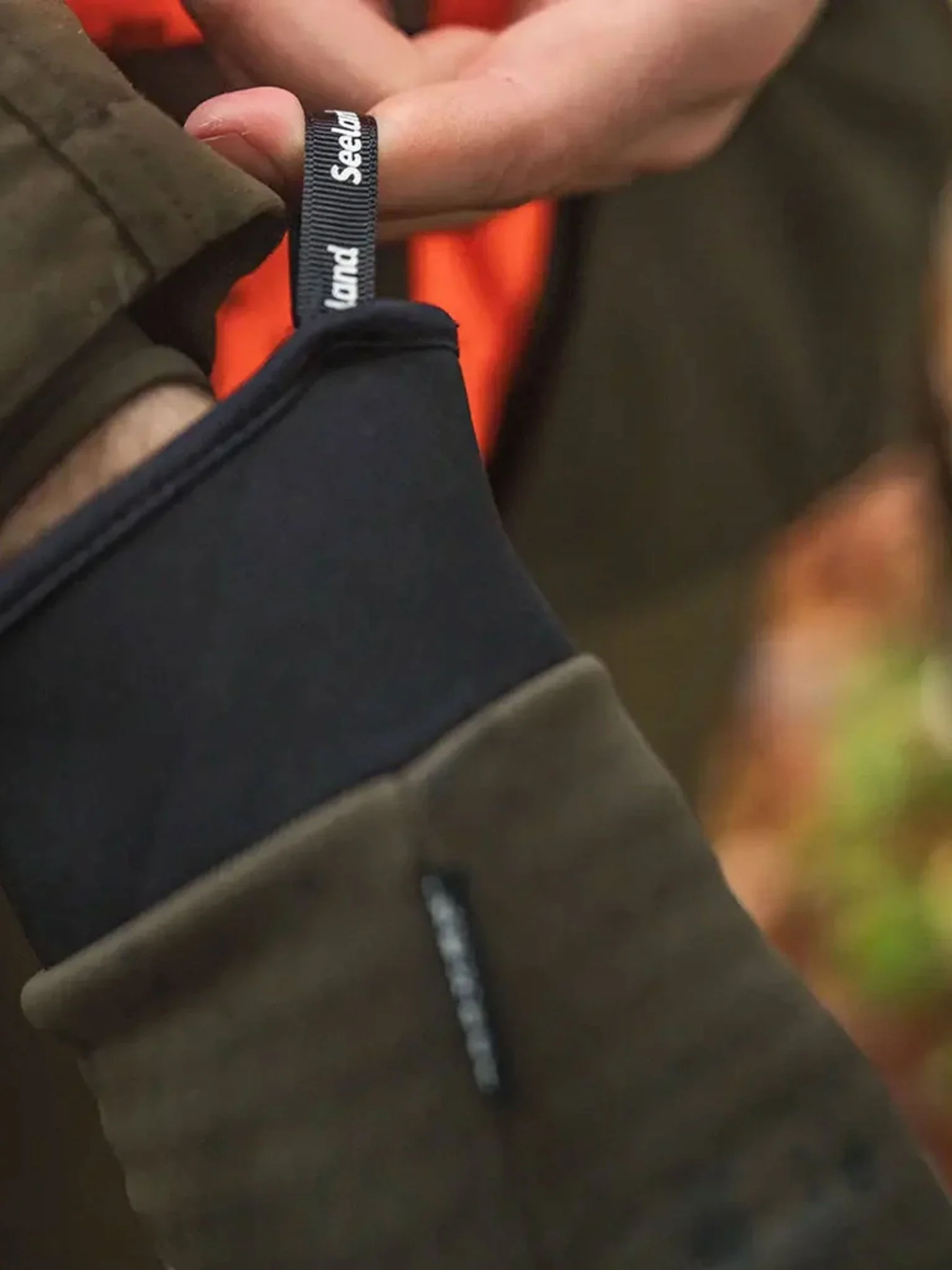 Seeland Target Gloves - water resistant, wind resistant breathable and silent glove - Image 5